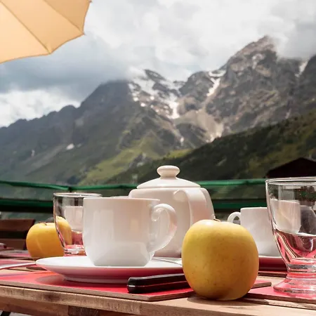 Appartement Hellochalet - Maison Rêve Blanc - To Door With Matterhorn View